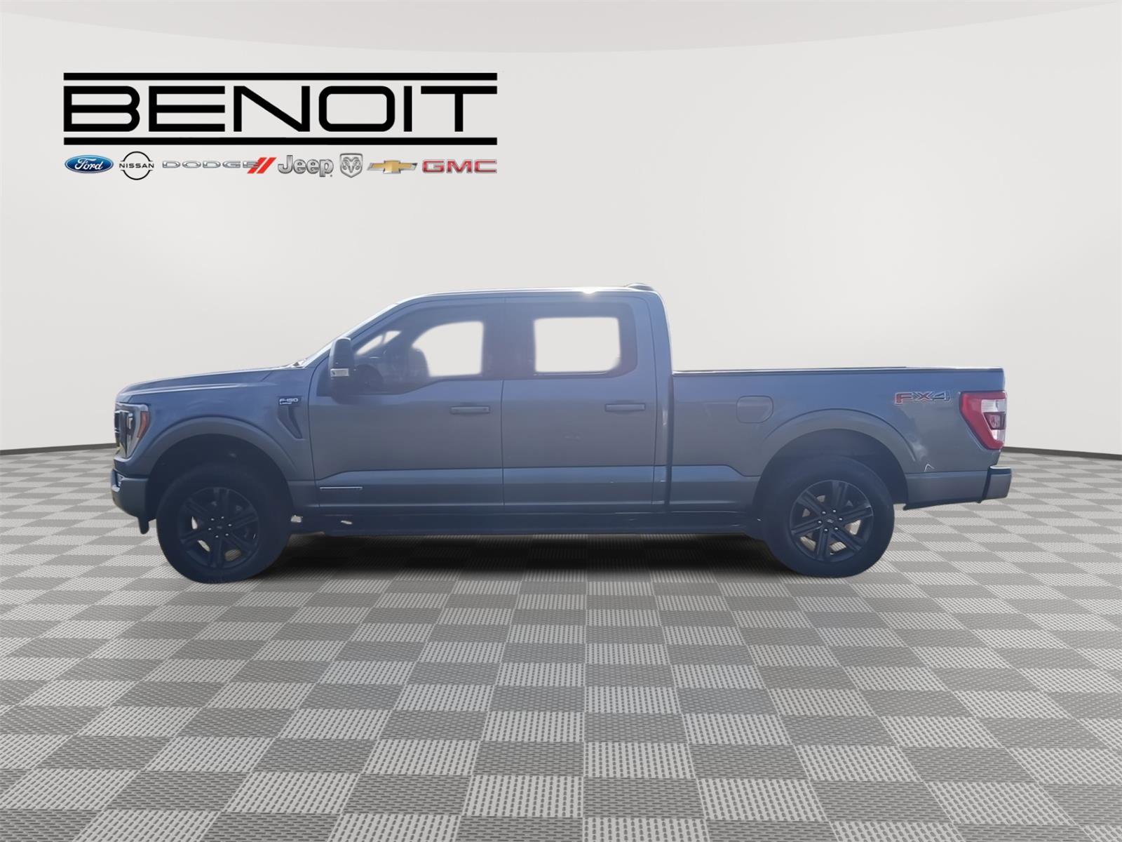 Used 2023 Ford F150 Lariat w/ Equipment Group 502A High image 3