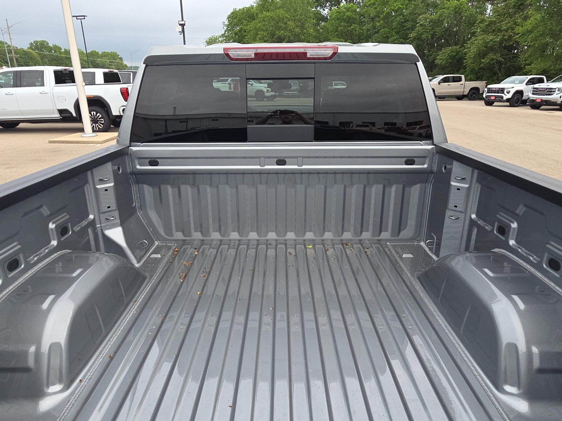 New 2026 Chevrolet Silverado 1500 RST w/ Convenience Package II AWD/4WD image 8