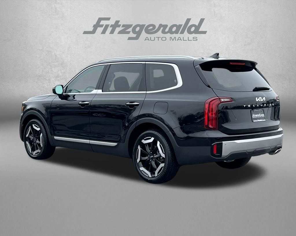 Used 2025 Kia Telluride S image 6