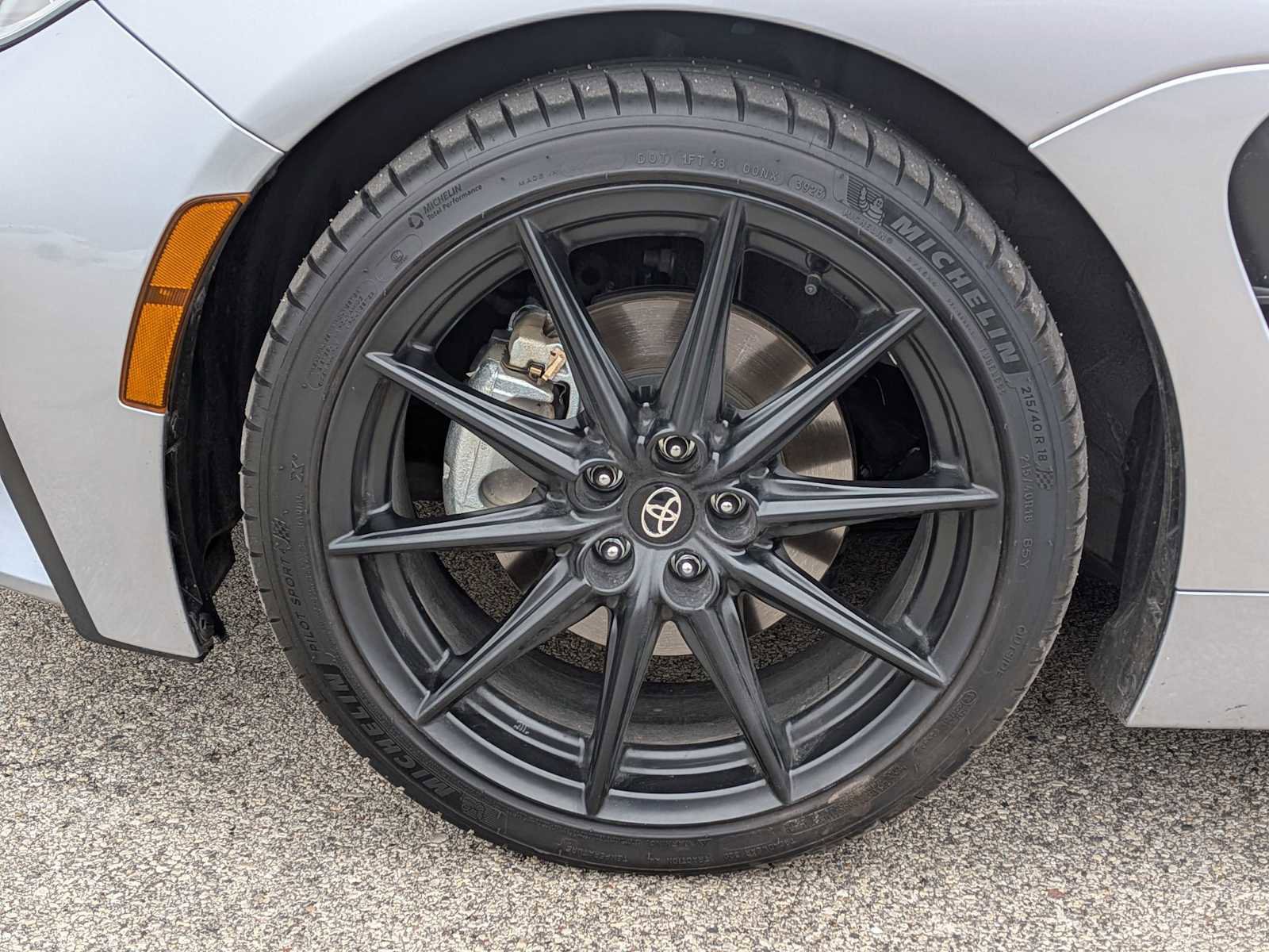 Used 2024 Toyota GR86 Premium image 13