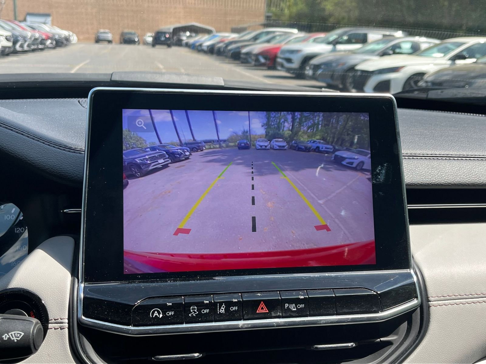 Used 2025 Jeep Compass Limited image 24