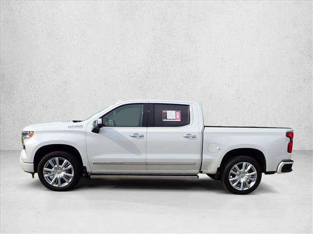 Used 2023 Chevrolet Silverado 1500 High Country w/ Technology Package AWD/4WD image 2