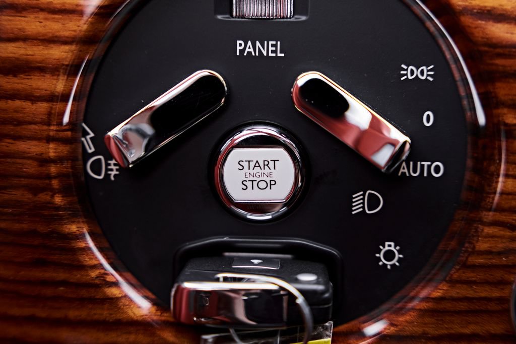 Used 2009 Rolls-Royce Phantom Coupe RWD image 56