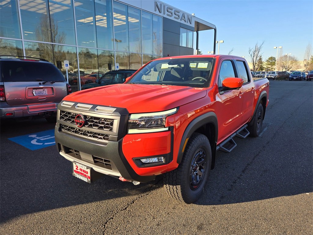 New 2025 Nissan Frontier PRO-4X w/ Pro Convenience Package