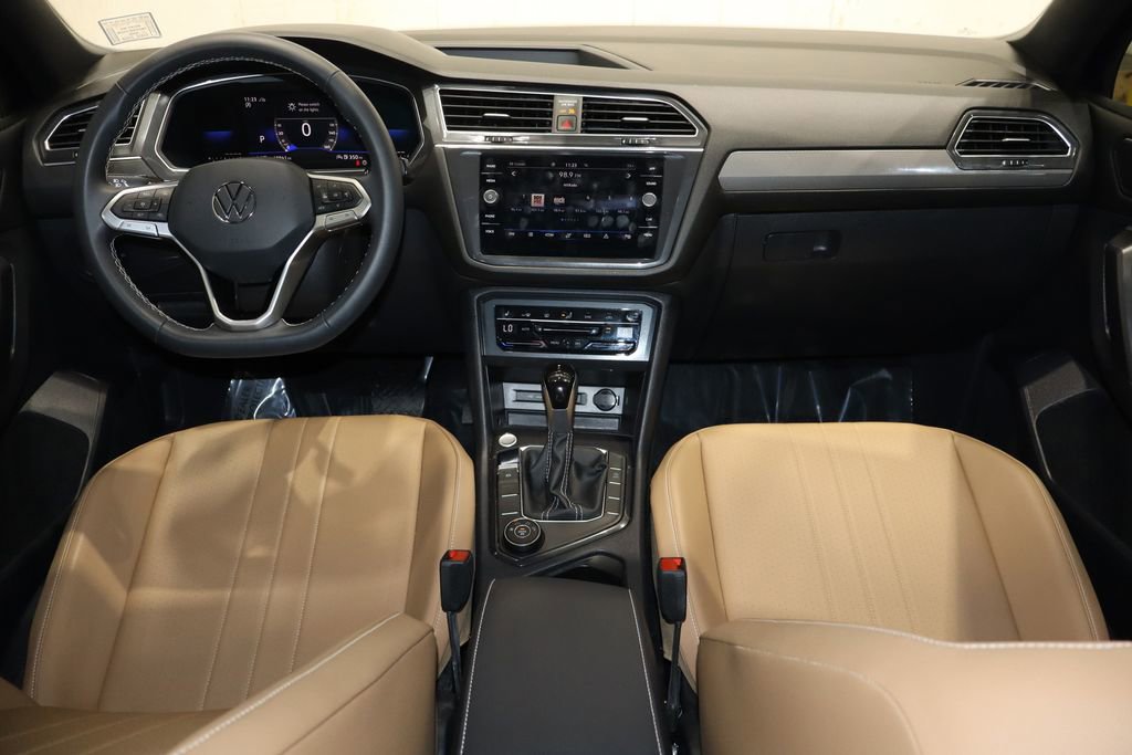 Used 2022 Volkswagen Tiguan SE image 30