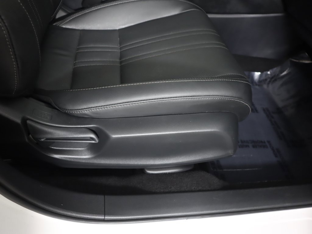 Used 2025 Honda HR-V EX-L image 32