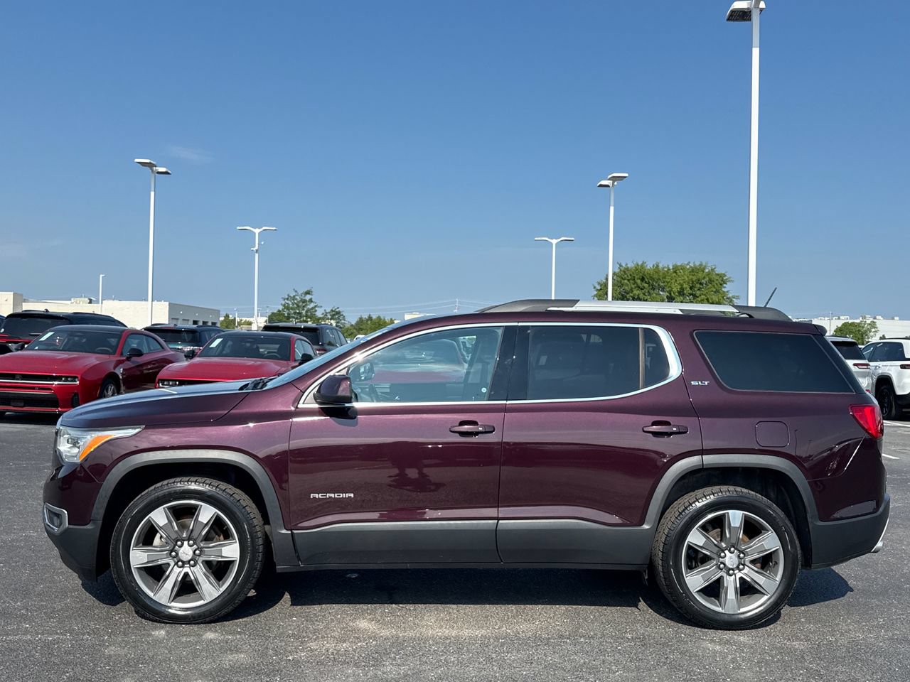 Used 2018 GMC Acadia SLT w/ LPO, Floor Liner Package FWD image 5