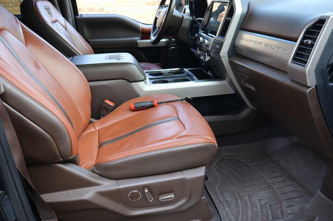 Used 2022 Ford F250 King Ranch w/ King Ranch Ultimate Package AWD/4WD image 16