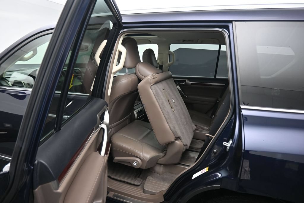 Used 2019 Lexus GX 460 Premium AWD/4WD image 36