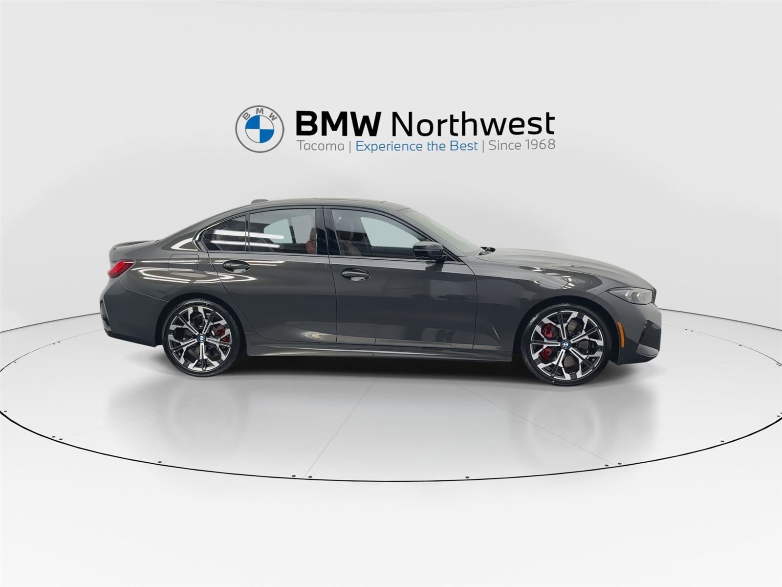 Used 2026 BMW 330i Sedan w/ M Sport Package RWD image 5