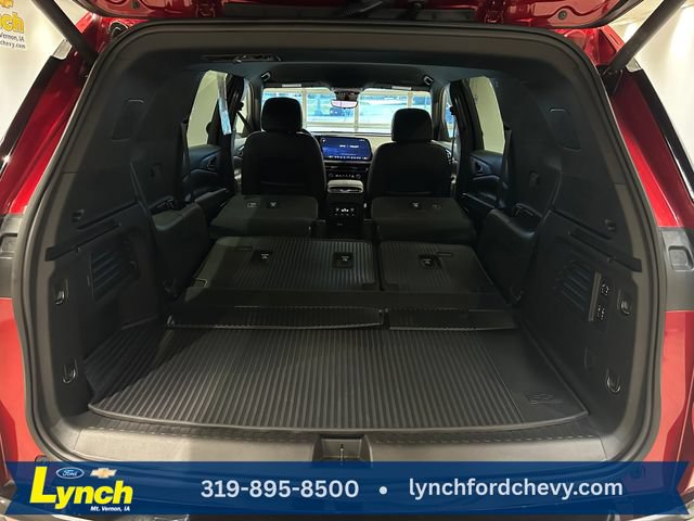Used 2026 Chevrolet Traverse High Country w/ LPO, Floor Liner Package AWD/4WD image 24