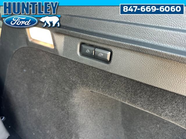 Used 2022 Lincoln Corsair Reserve w/ Equipment Group 201A image 11