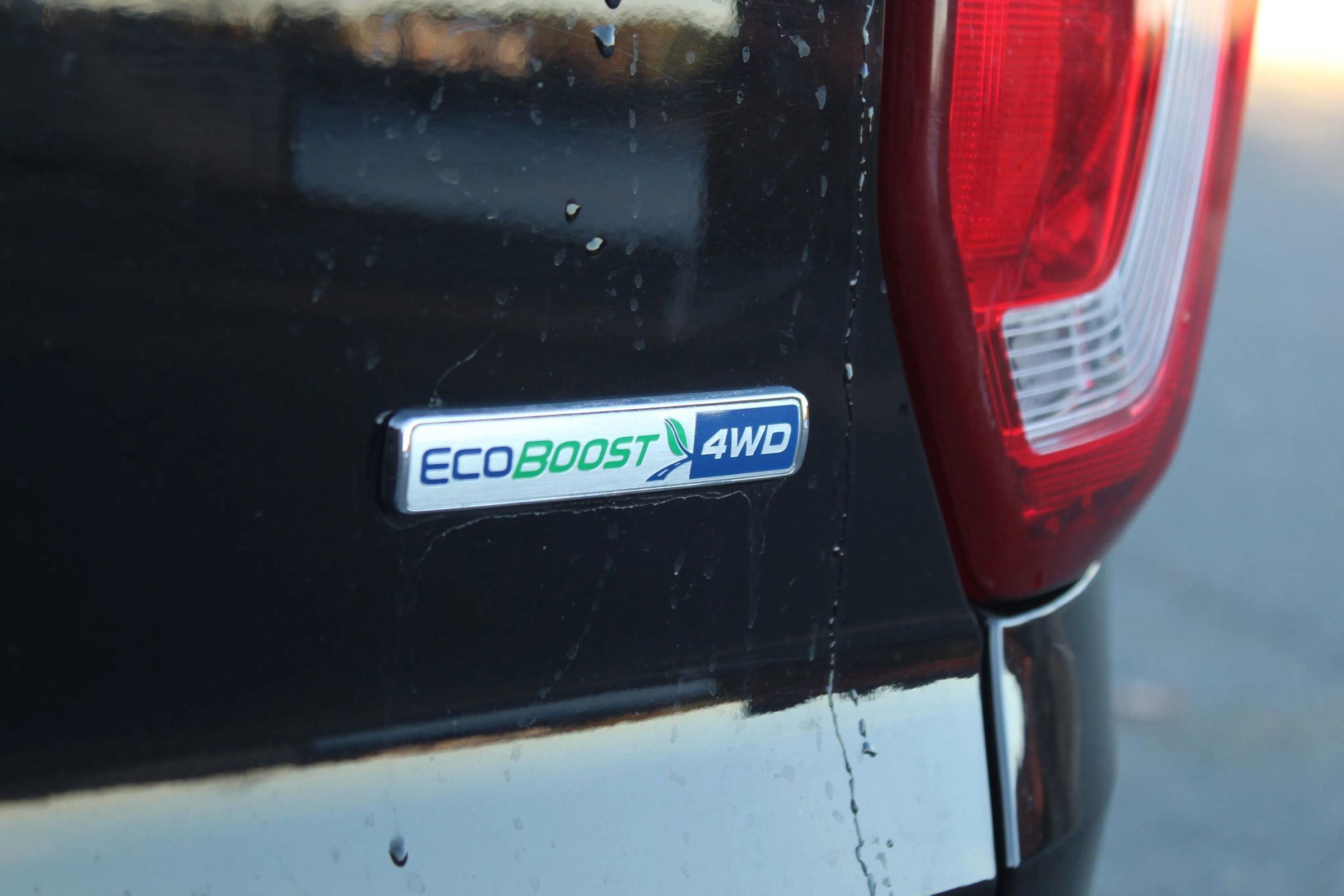 Used 2016 Ford Explorer Platinum image 50