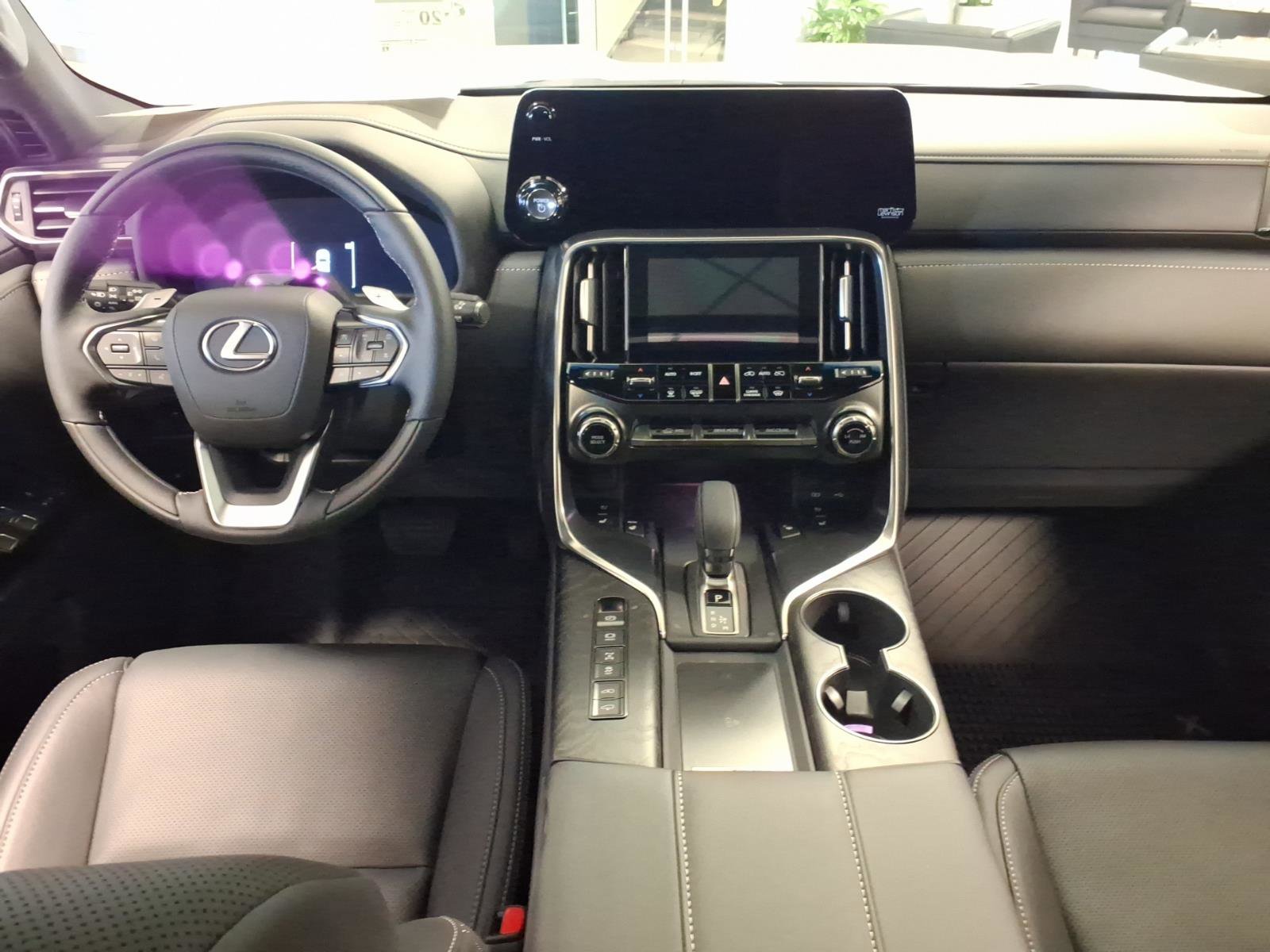 New 2026 Lexus LX 700h Luxury image 10