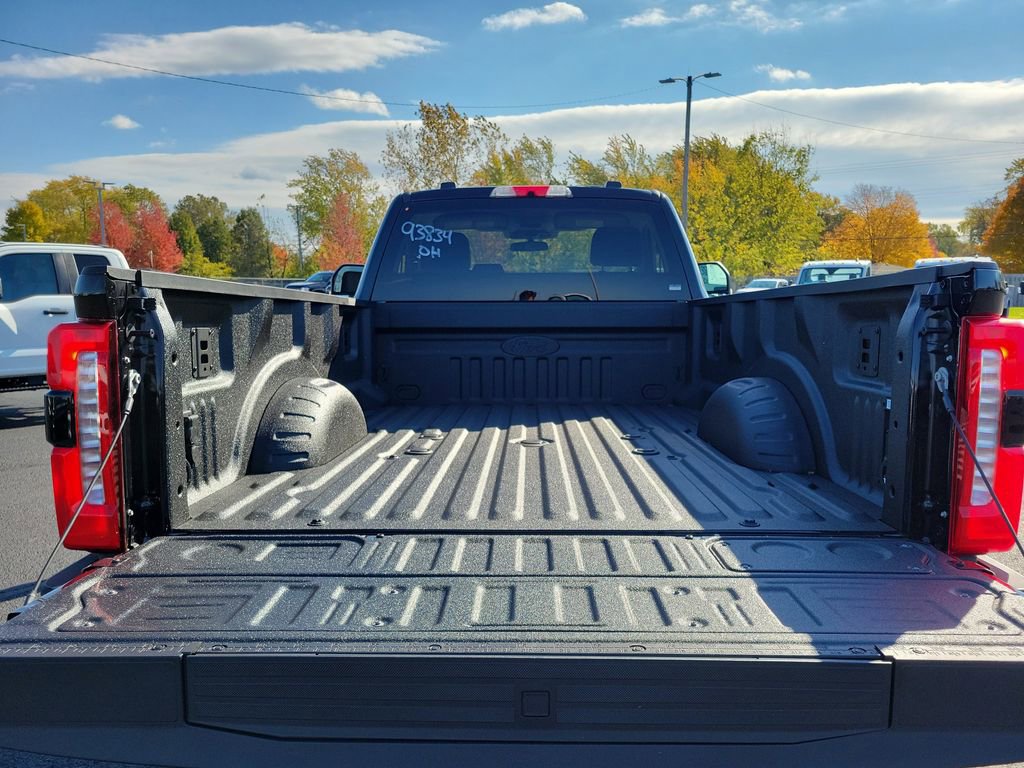 New 2026 Ford F450 XLT w/ 360-Degree Camera Package image 11