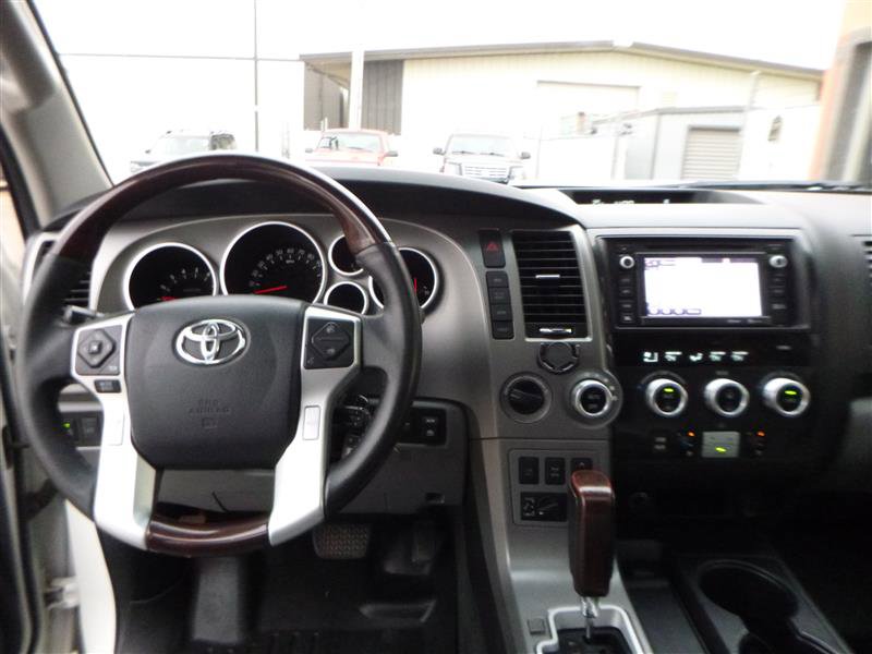 Used 2014 Toyota Sequoia Platinum AWD/4WD image 12