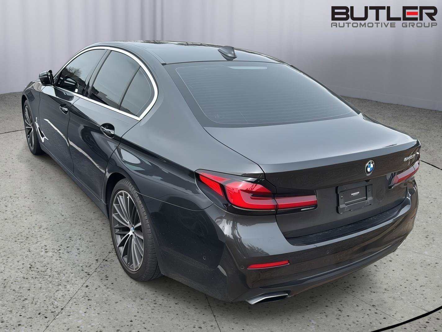 Used 2021 BMW 540i w/ M Sport Package image 6