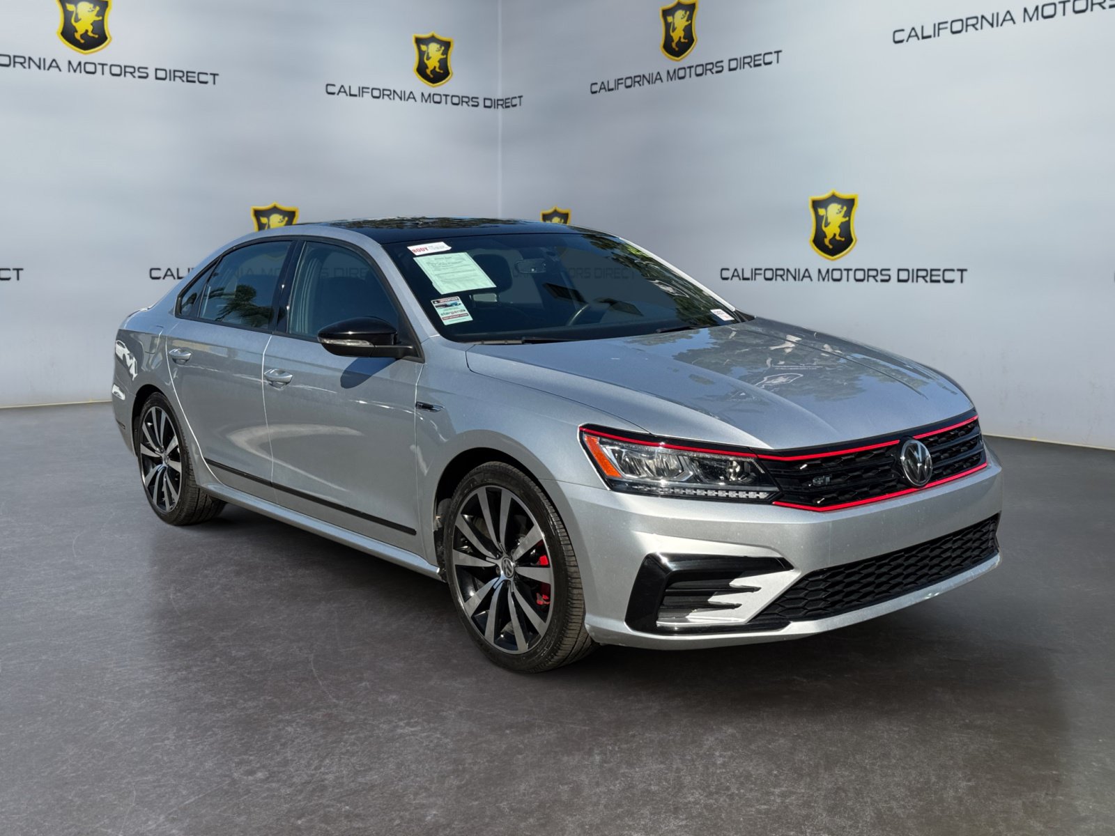 Used 2018 Volkswagen Passat 3.6 FWD image 7