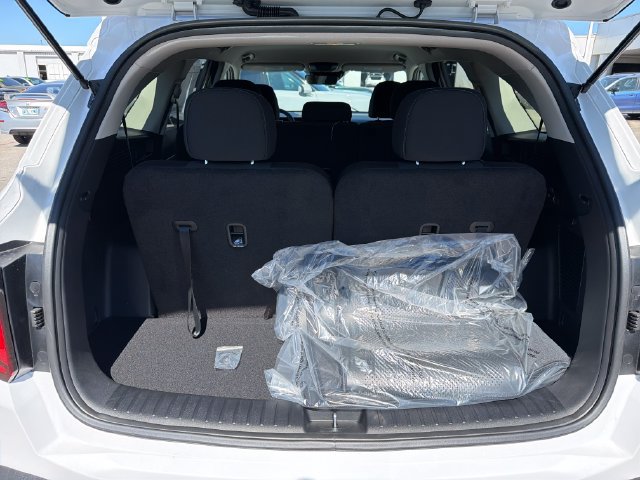 New 2026 Kia Sorento LX FWD image 23