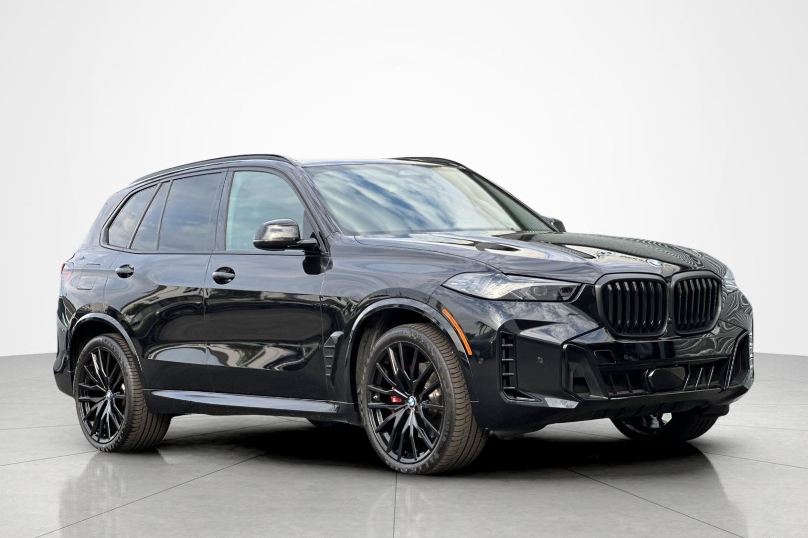 Used 2024 BMW X5 xDrive40i w/ M Sport Package AWD/4WD image 7