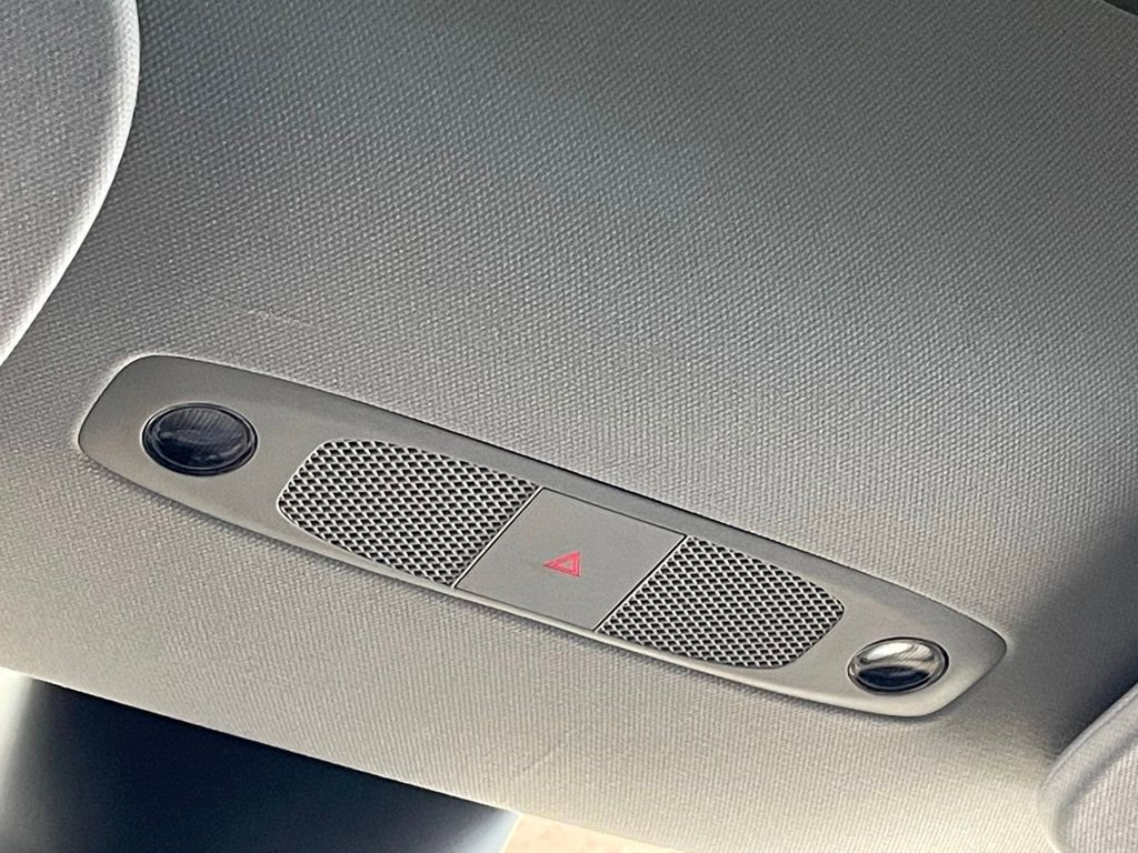 Used 2023 Tesla Model Y Long Range image 41