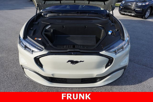 Used 2025 Ford Mustang Mach-E Premium image 20