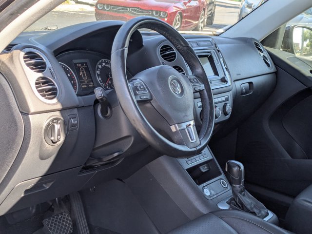 Used 2016 Volkswagen Tiguan S video 2