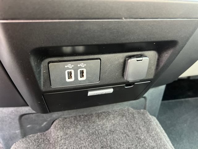 Certified 2018 Ford F150 XLT w/ Equipment Group 302A Luxury RWD image 22