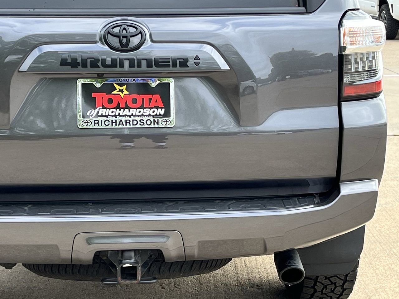 Used 2023 Toyota 4Runner SR5 Premium w/ Moonroof Package image 6