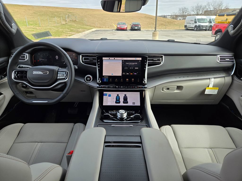 New 2026 Jeep Grand Wagoneer Summit image 15