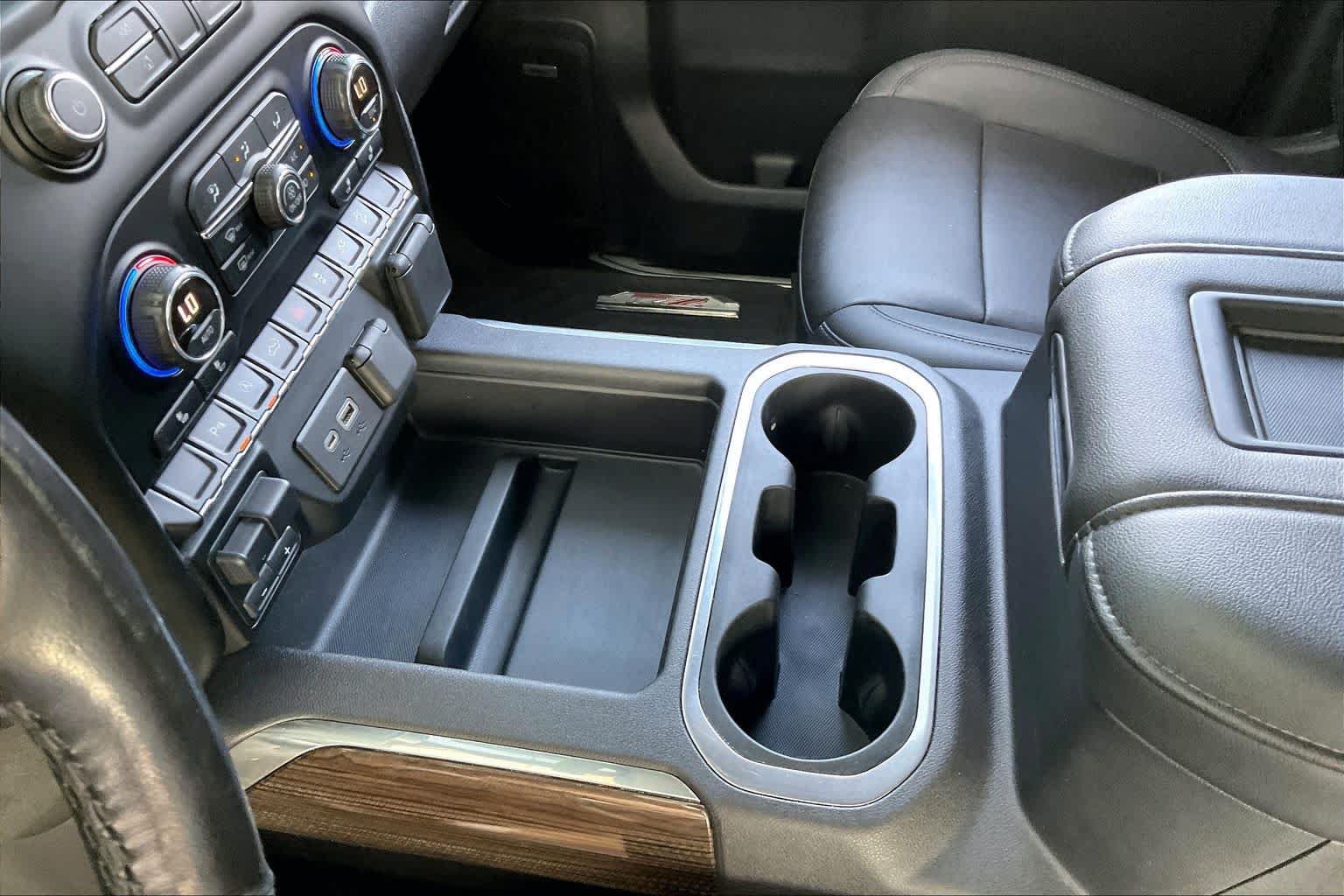 Used 2021 Chevrolet Silverado 1500 LT Trail Boss w/ Convenience Package II AWD/4WD image 16