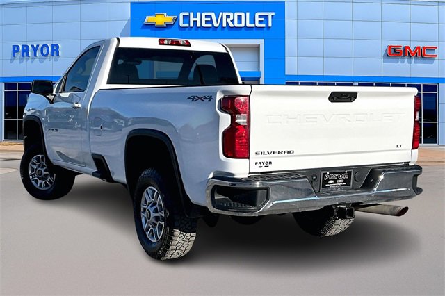 Used 2022 Chevrolet Silverado 2500 LT w/ Convenience Package image 4