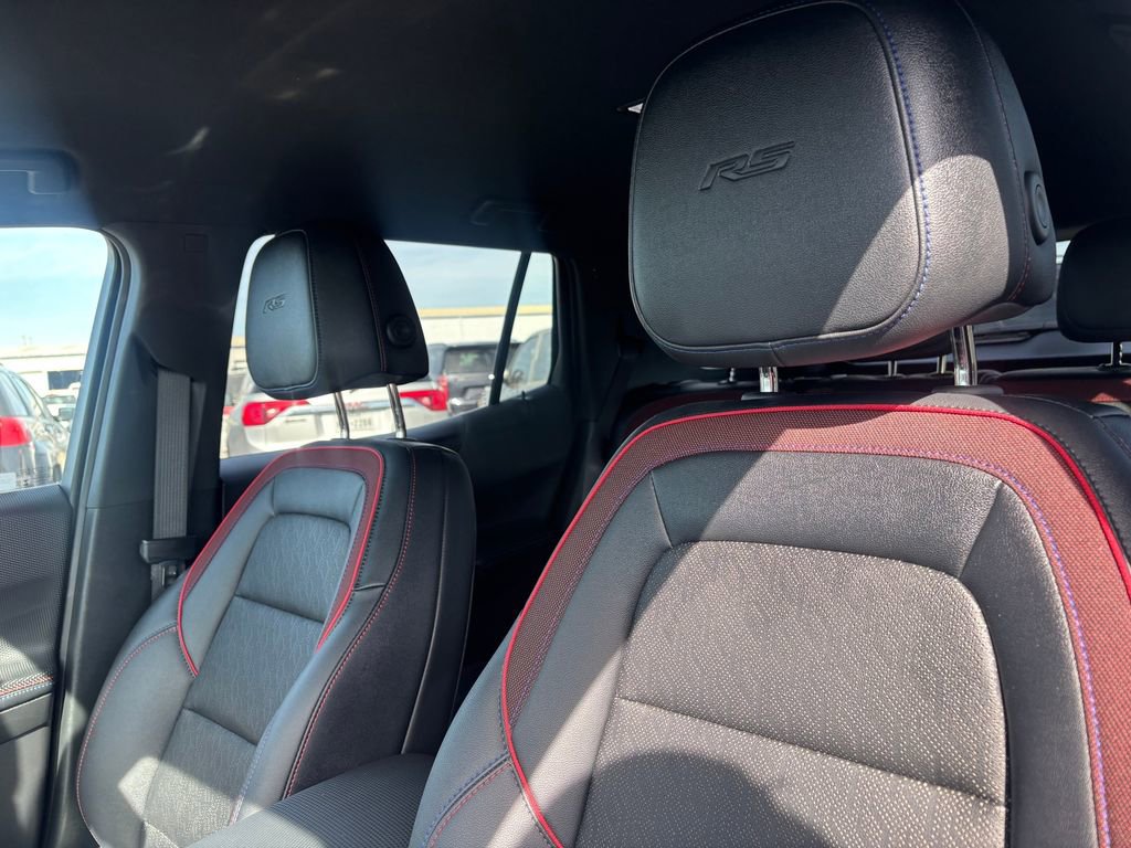 Used 2026 Chevrolet Equinox RS w/ Safety and Technology Package image 12