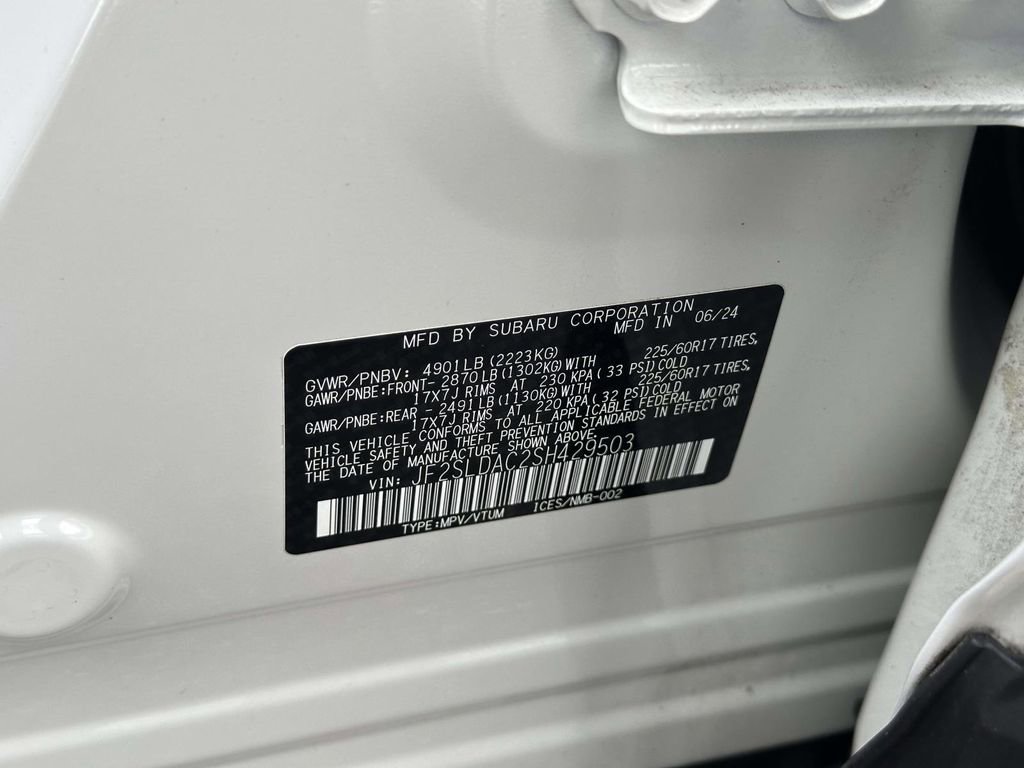 Used 2025 Subaru Forester Base image 13