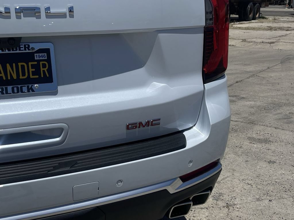 New 2026 GMC Yukon Denali w/ Denali Reserve Package AWD/4WD image 31