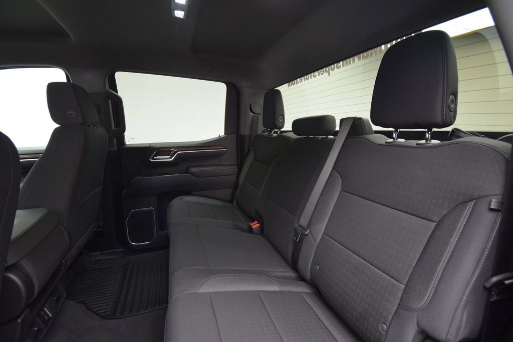 Used 2025 Chevrolet Silverado 1500 LT image 24