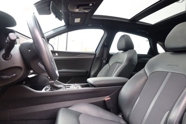 Used 2024 Kia K5 GT-Line image 16