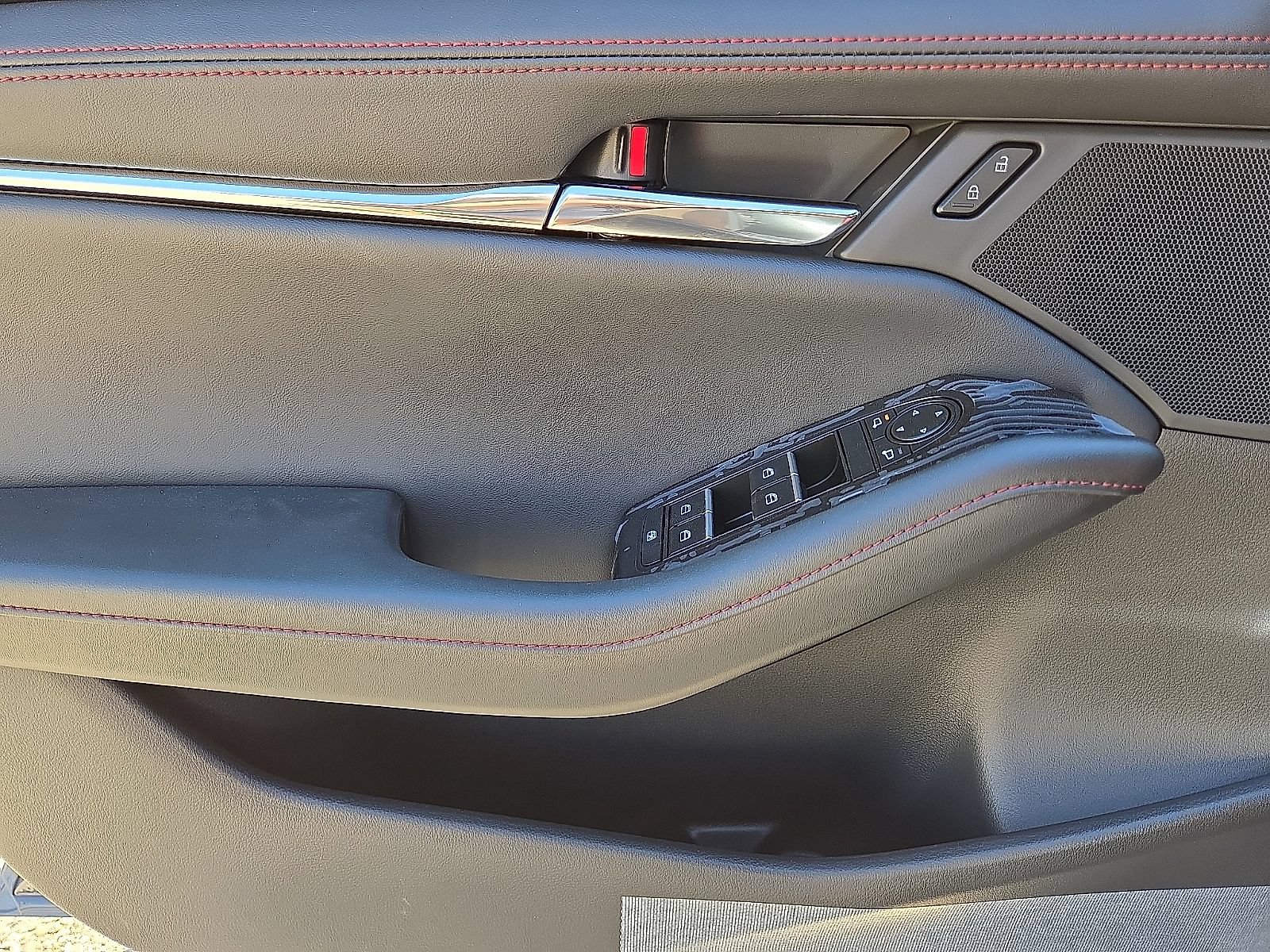 New 2026 MAZDA MAZDA3 Carbon AWD/4WD image 18