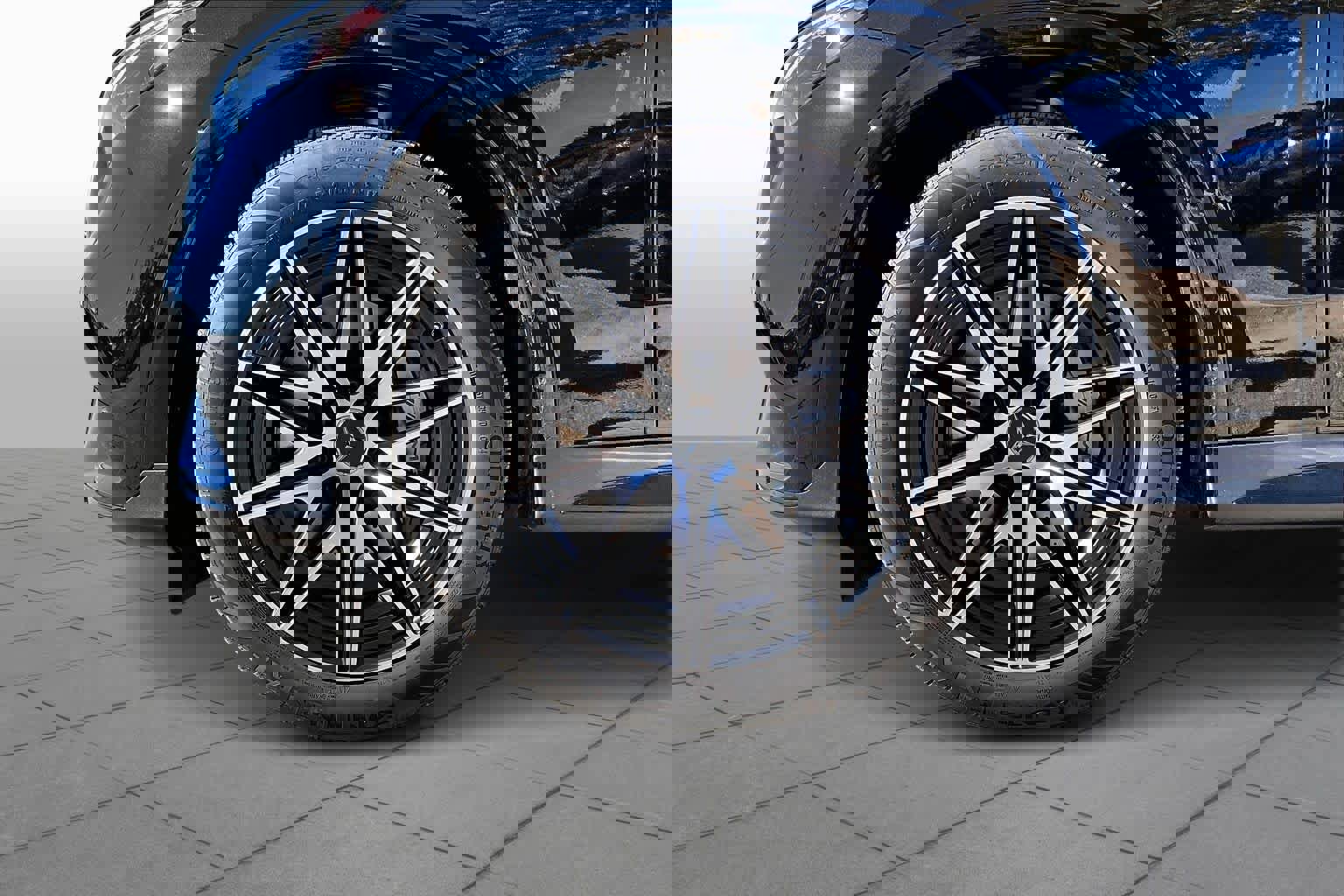 Certified 2024 Mercedes-Benz GLC 43 AMG 4MATIC image 10