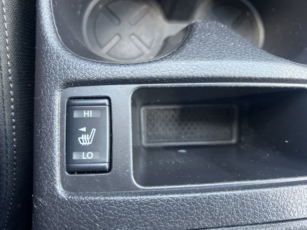 Used 2017 Nissan Rogue Sport SV w/ SV All-Weather Package AWD/4WD image 59