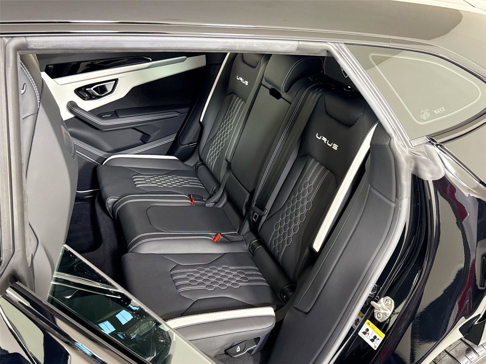 Used 2023 Lamborghini Urus S image 26