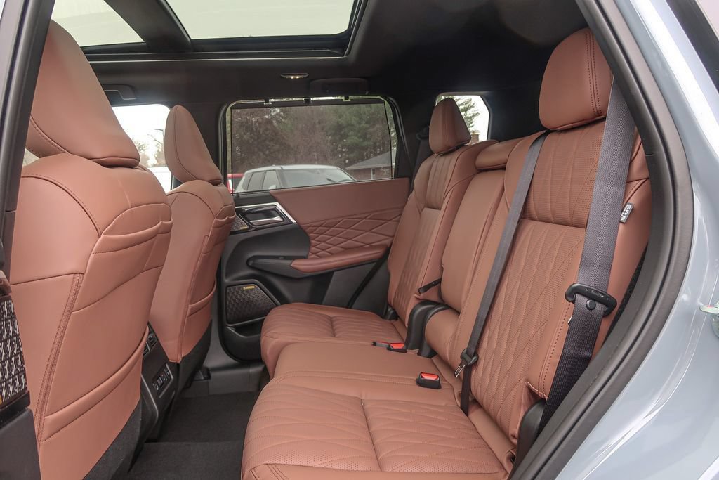 New 2026 Mitsubishi Outlander SEL AWD/4WD image 26