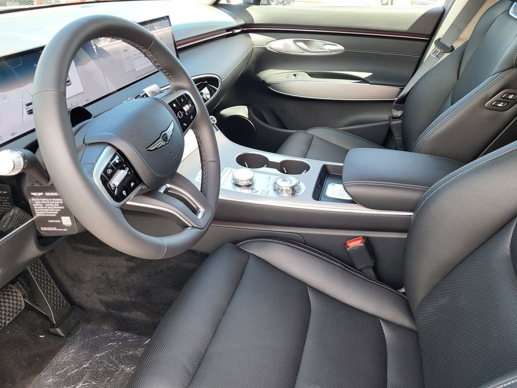 New 2026 Genesis GV70 2.5T Select AWD/4WD image 14