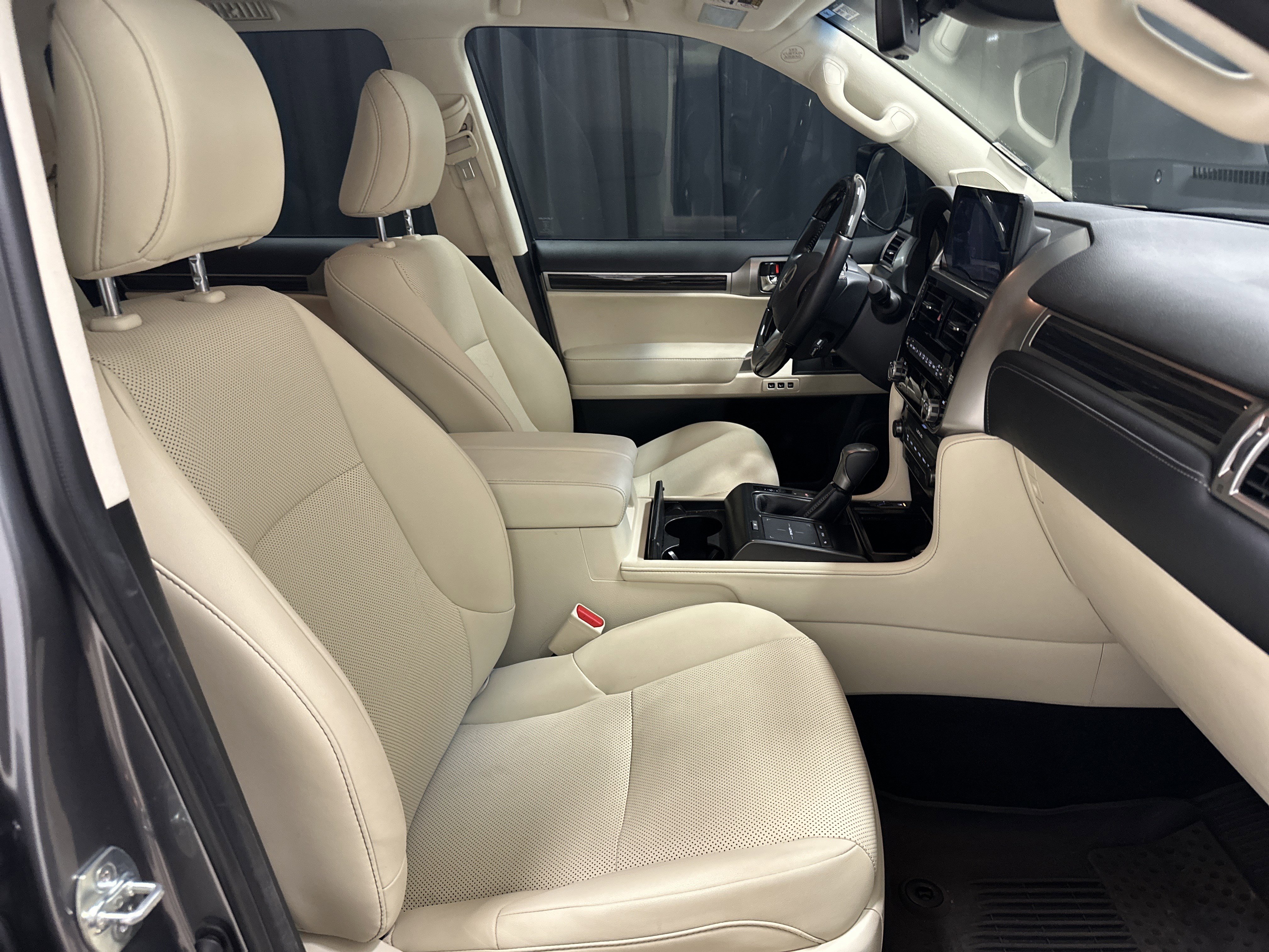 Certified 2023 Lexus GX 460 Premium AWD/4WD image 34