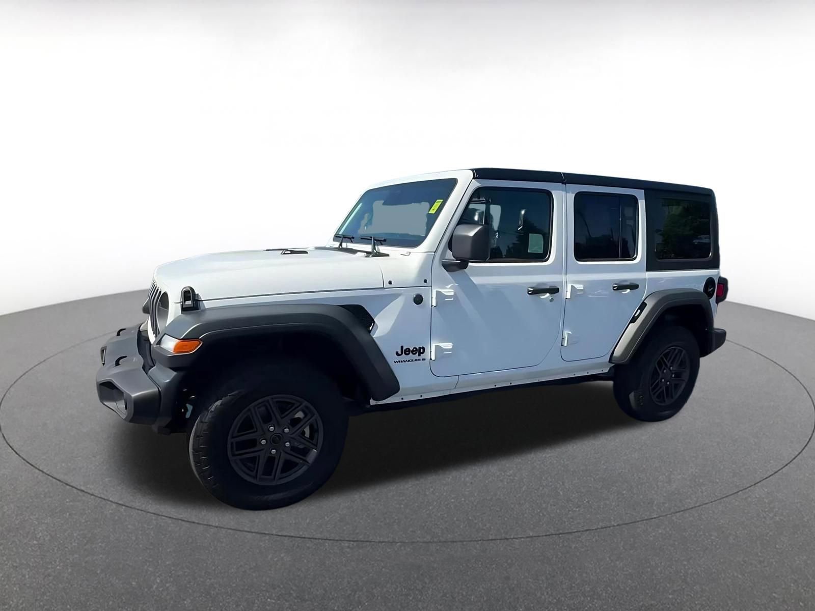 Used 2025 Jeep Wrangler Sport S AWD/4WD image 8