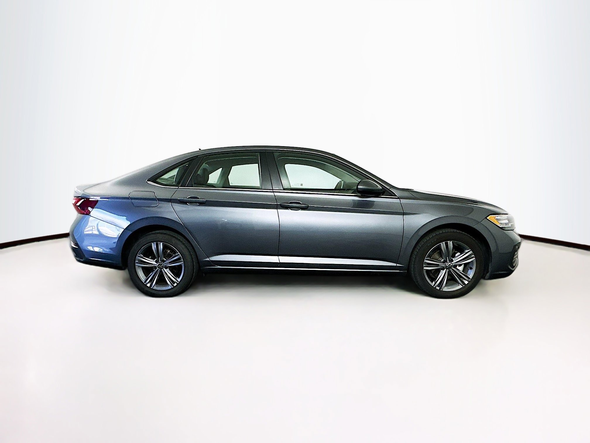 Used 2024 Volkswagen Jetta SE image 10