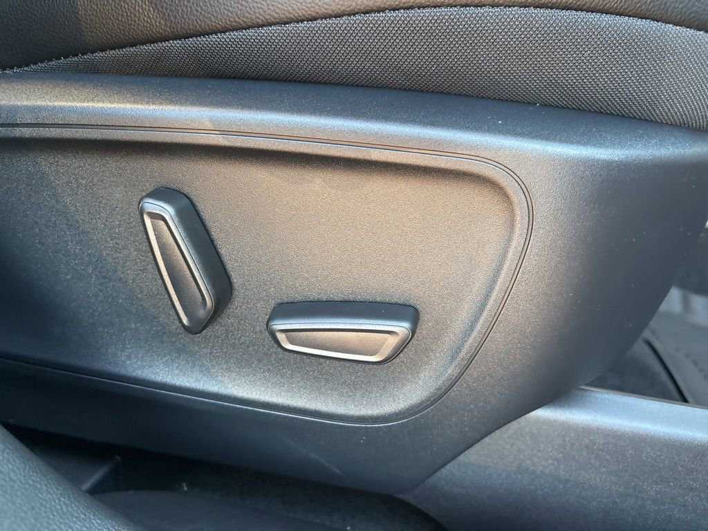 New 2026 Ford Escape SE w/ PHEV Premium Package image 27