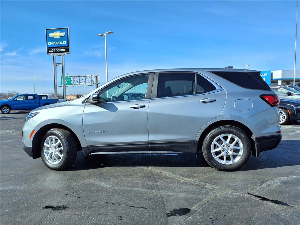 Used 2024 Chevrolet Equinox LT w/ LPO, Floor Liner Package AWD/4WD image 32
