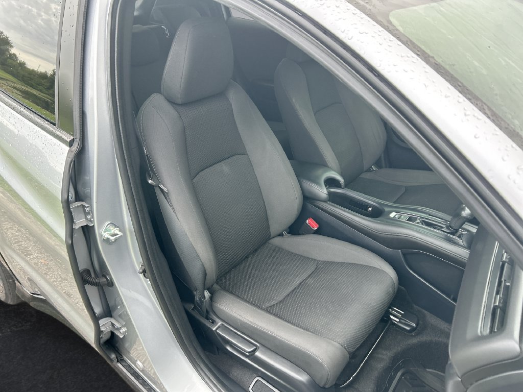 Used 2022 Honda HR-V Sport image 27