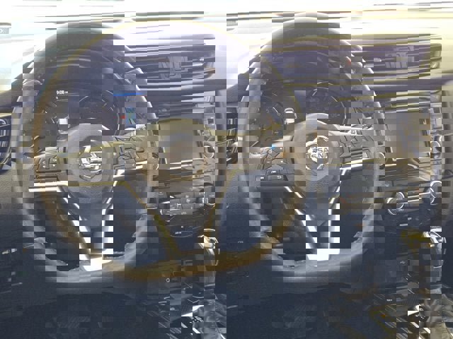 Used 2019 Nissan Rogue SL w/ Premium Package image 18